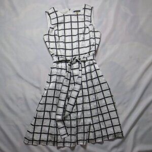 TOMMY HILFIGER womens DRESS cream SLEEVELESS belted CHECKERED twirl BLACK SIZE 8